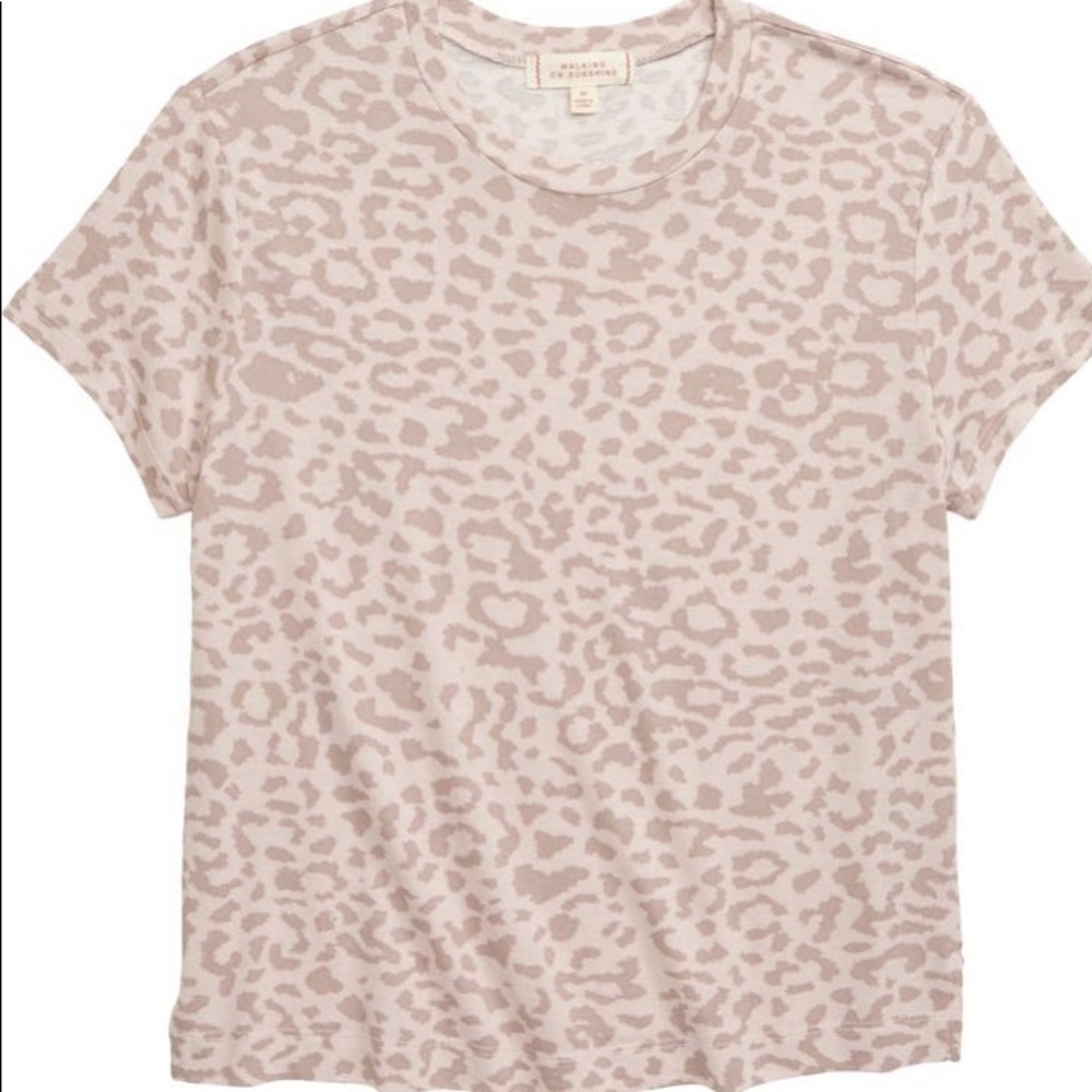 Girls pink leopard pink t shirt size L
